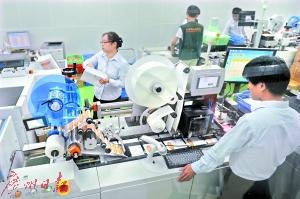 護(hù)照、港澳通行證制作也需要用到風(fēng)淋室
